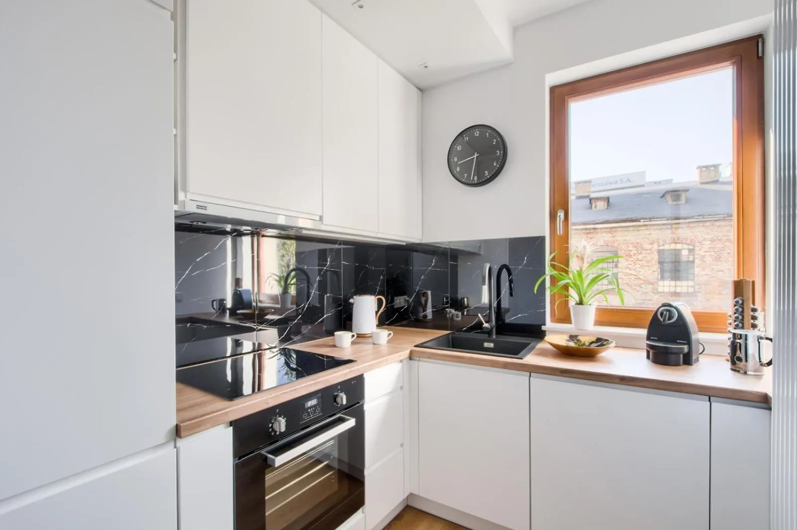 Luxury Apartament,Center,Netflix,Free Parking Warsaw 0*,